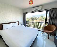 WE Valley Hotel