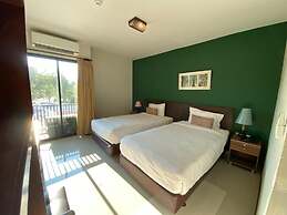 WE Valley Hotel