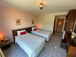 WE Valley Hotel