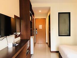 WE Valley Hotel
