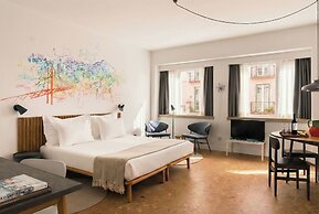 The Lisbonaire Apartments