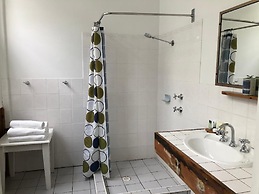 Vine Valley Inn