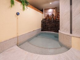 Capsule inn Osaka - Caters to Men