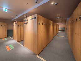 Capsule inn Osaka - Caters to Men