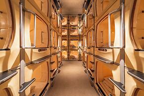 Capsule inn Osaka - Caters to Men