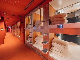 Capsule inn Osaka - Caters to Men