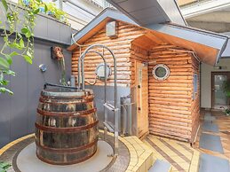 Capsule inn Osaka - Caters to Men