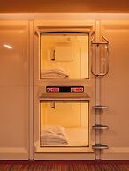 Capsule inn Osaka - Caters to Men