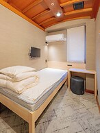 Capsule inn Osaka - Caters to Men