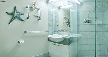 Centrepoint Holiday Apartments