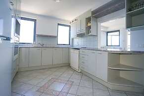Centrepoint Holiday Apartments