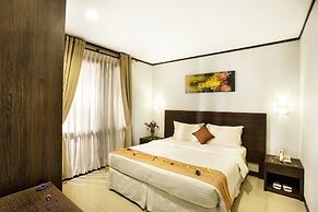 Summer Hills Hotel
