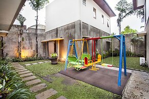 Summer Hills Hotel