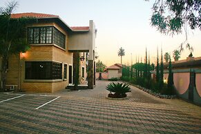 Eco Park Lodge