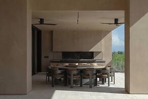 The Vines Resort & Spa