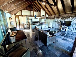 Aitutaki Escape