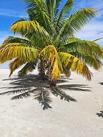 Aitutaki Escape