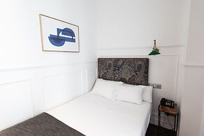 Hotel Trueba