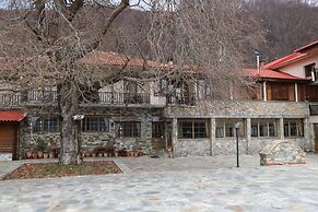 Manthos Mountain Resort & Spa