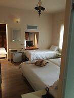 Manthos Mountain Resort & Spa