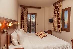 Manthos Mountain Resort & Spa