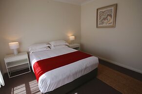 Club Motel