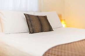 Club Motel
