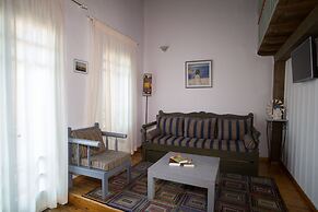 Nostos Hotel