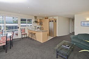 The Pavilions Beachfront Apartments