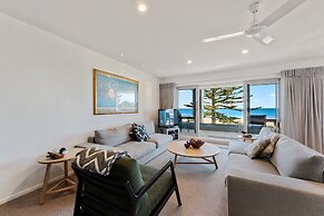 The Pavilions Beachfront Apartments