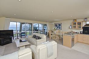 The Pavilions Beachfront Apartments