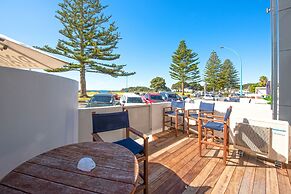 The Pavilions Beachfront Apartments