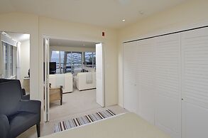 The Pavilions Beachfront Apartments