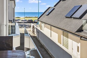 The Pavilions Beachfront Apartments