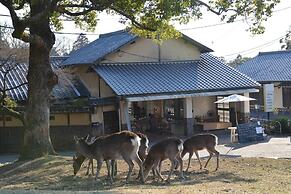 The Deer Park Inn