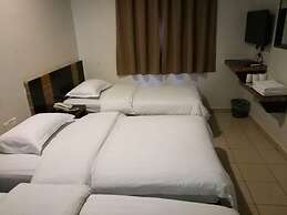Hotel Traveller