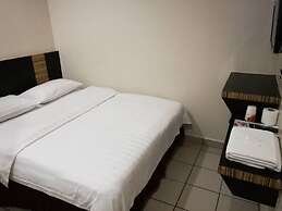 Hotel Traveller