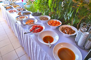 Zinbad Hotel