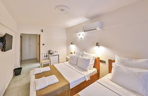 Zinbad Hotel