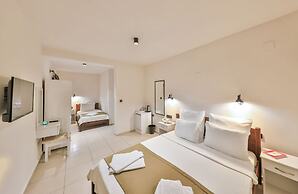 Zinbad Hotel