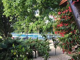 Golf Hotel