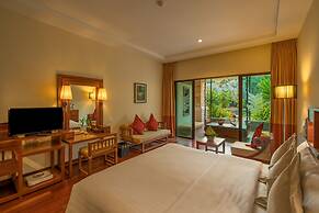 Angkor Miracle Reflection Club