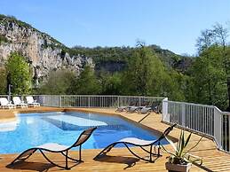 Hôtel des Grottes