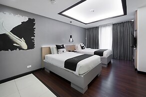 Y2 Residence Hotel managed by HII