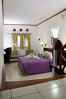 Rumah Asri Bed And Breakfast