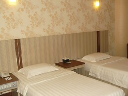 Hotel Oval Surabaya