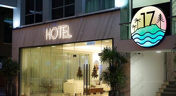Hotel 17