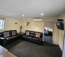 Scenicland Motels