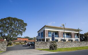 Waves Motel