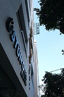 Üstün Otel Alsancak